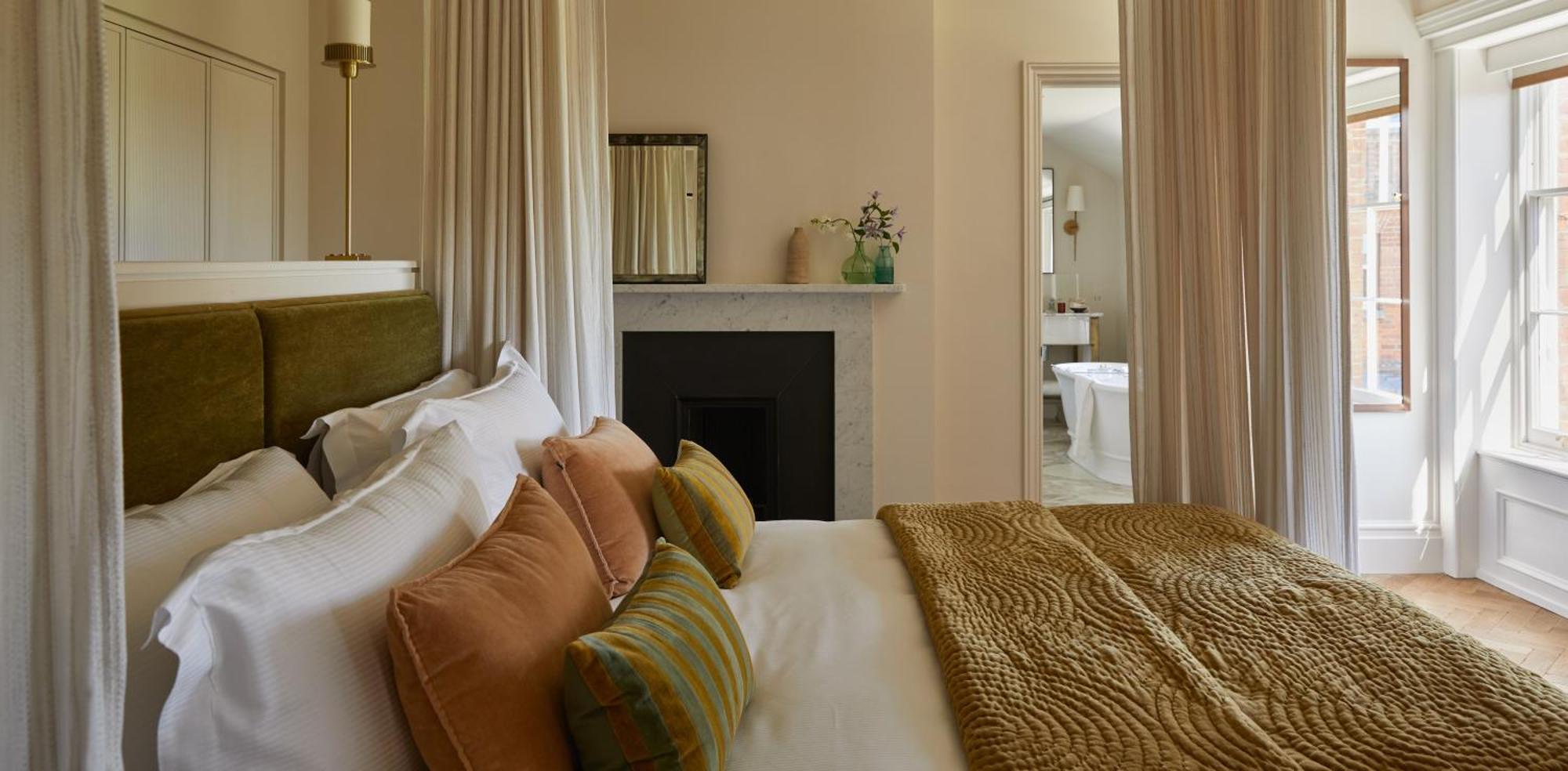 Hotel The Grove Chandler's Cross Esterno foto